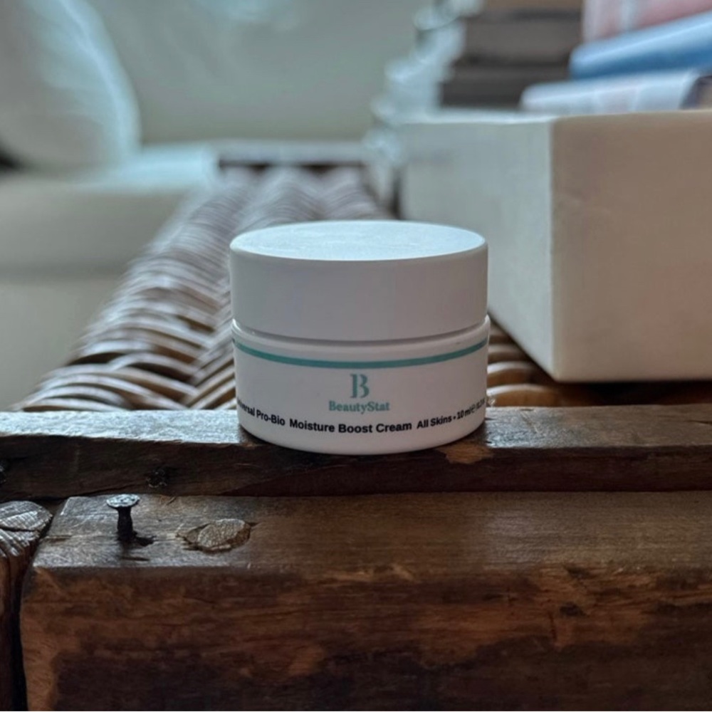 New. Beautystat Universal Pro-Bio Moisture Boost Cream. 10 mL.